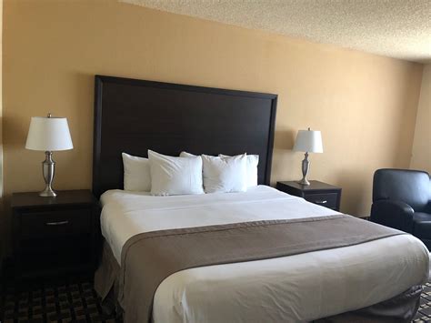 fairbridge hotel yakima.